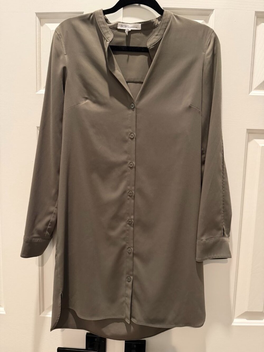 BCBGeneration Cutout Sleeve Tunic Taupe Medium